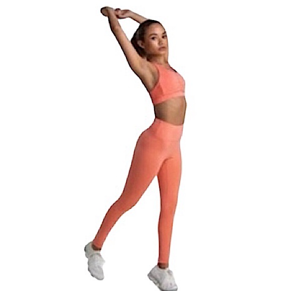 Gymshark Ultra Soft Leggings - Picture 3 of 13